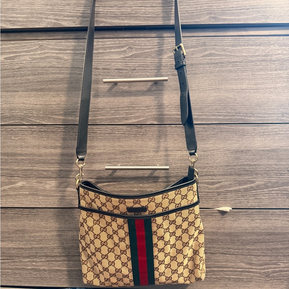 Gucci Beige and Black Crossbody with Red and Green Stripe